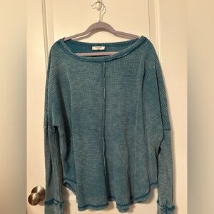 Zenana Outfitters Blue Long Sleeve Top